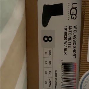 🌸Women’s “Antoinette” Uggs🌸